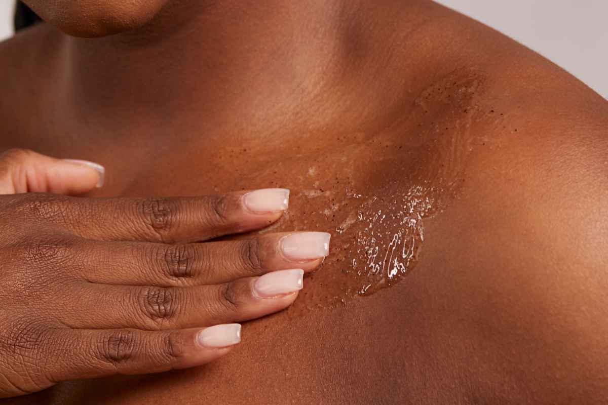 Chemical vs physical exfoliation: what’s the difference?