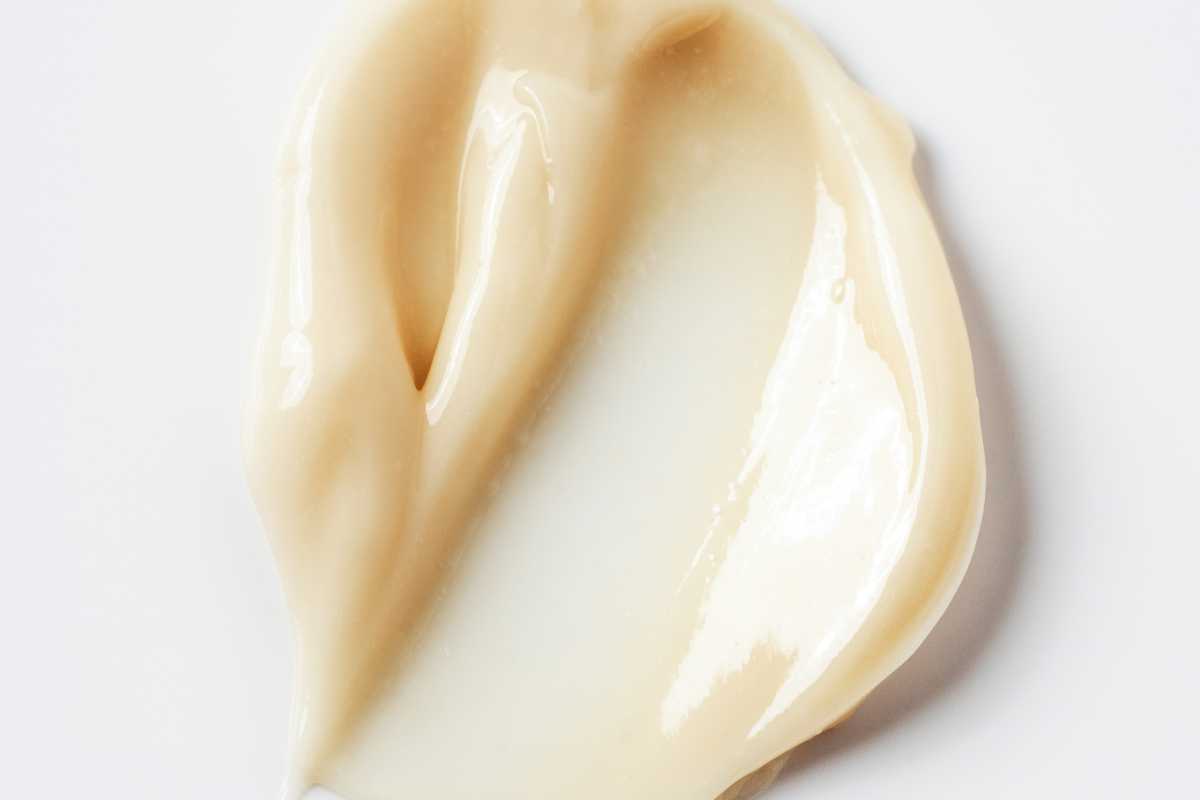 Serum vs Moisturiser: What’s the Difference?