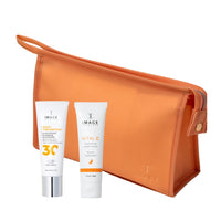 Free travel VITAL C Water Burst, SPF30 Moisturiser & Beauty Bag