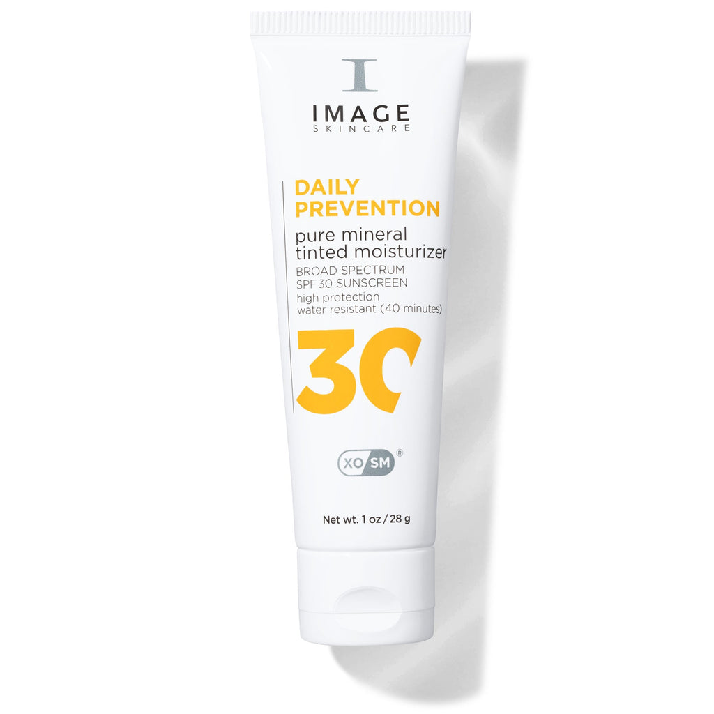 DAILY PREVENTION pure mineral tinted moisturiser SPF 30